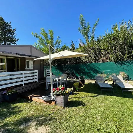 Avignon, Joli En Campagne Très Proche De La Camping